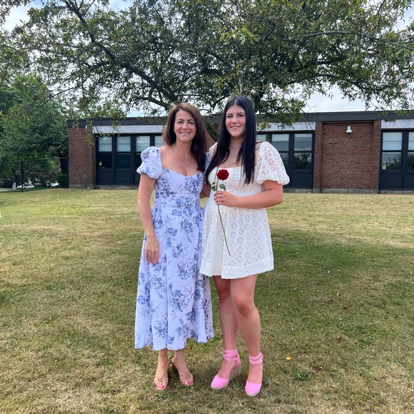 Reformation Davila Linen blue floral Dress size 8 worn once - Picture 4 of 5
